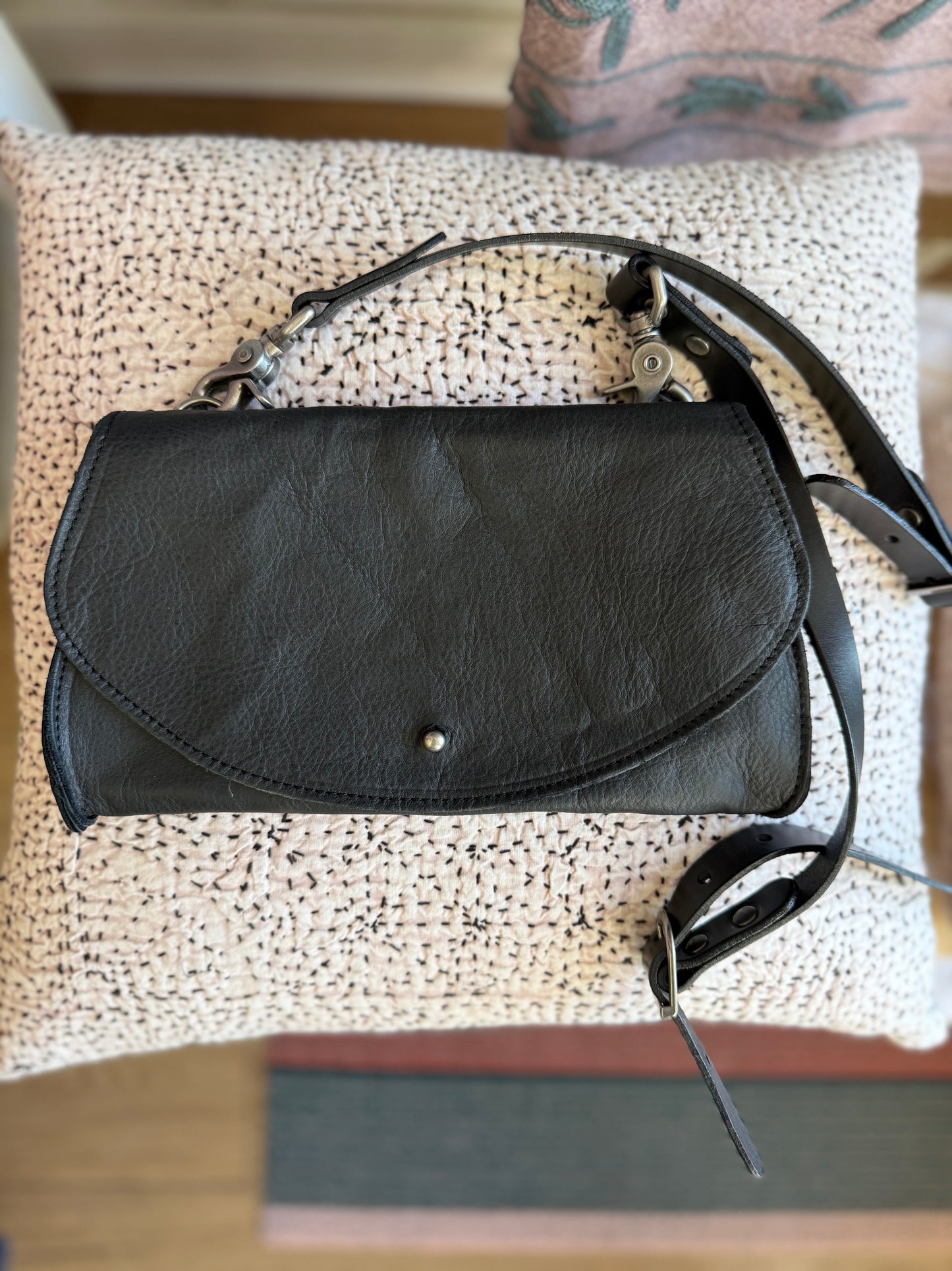Dean - Clutch Large w/straps-black