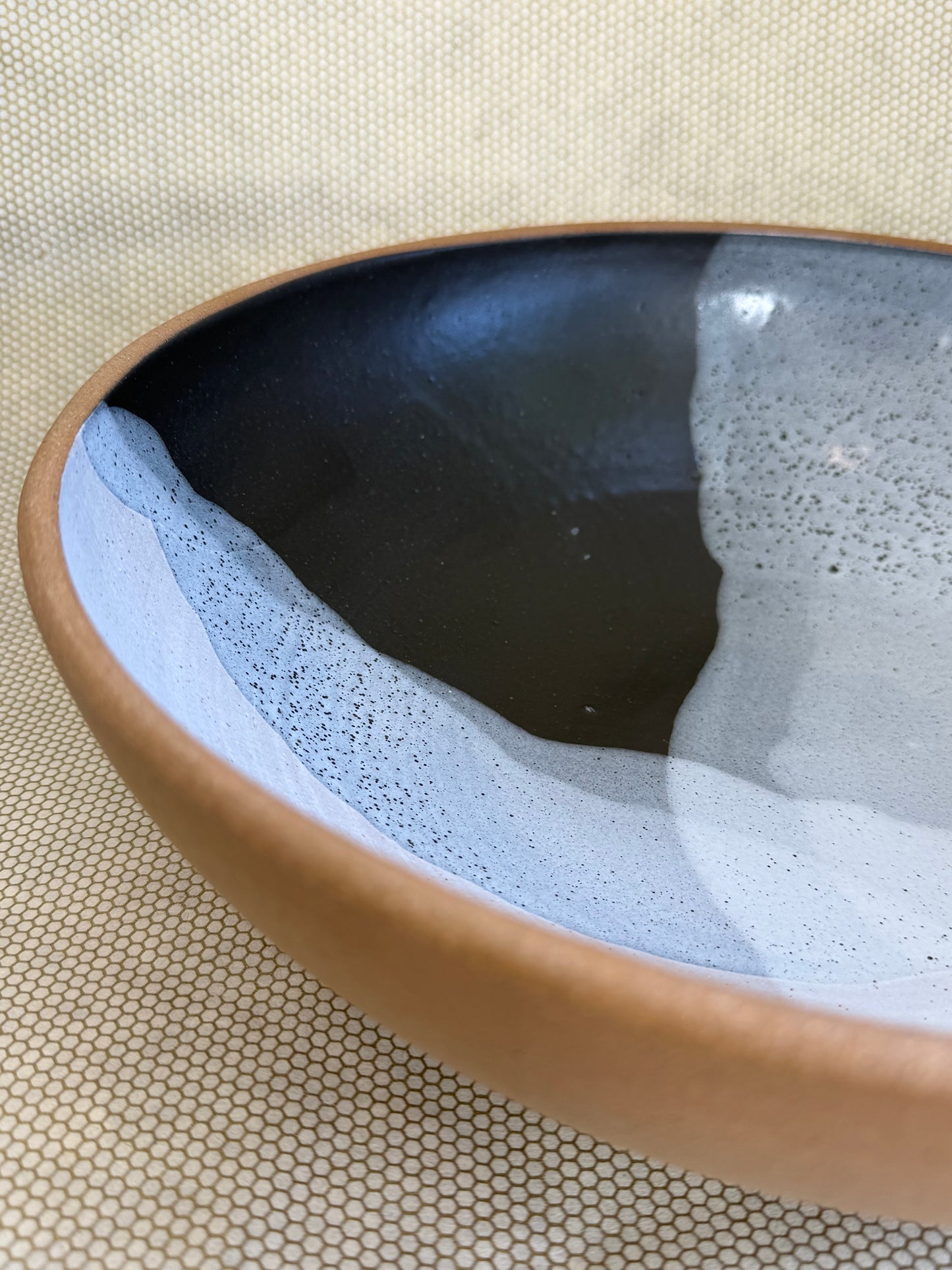 Fhar Ceramics - Serving Bowl Snow