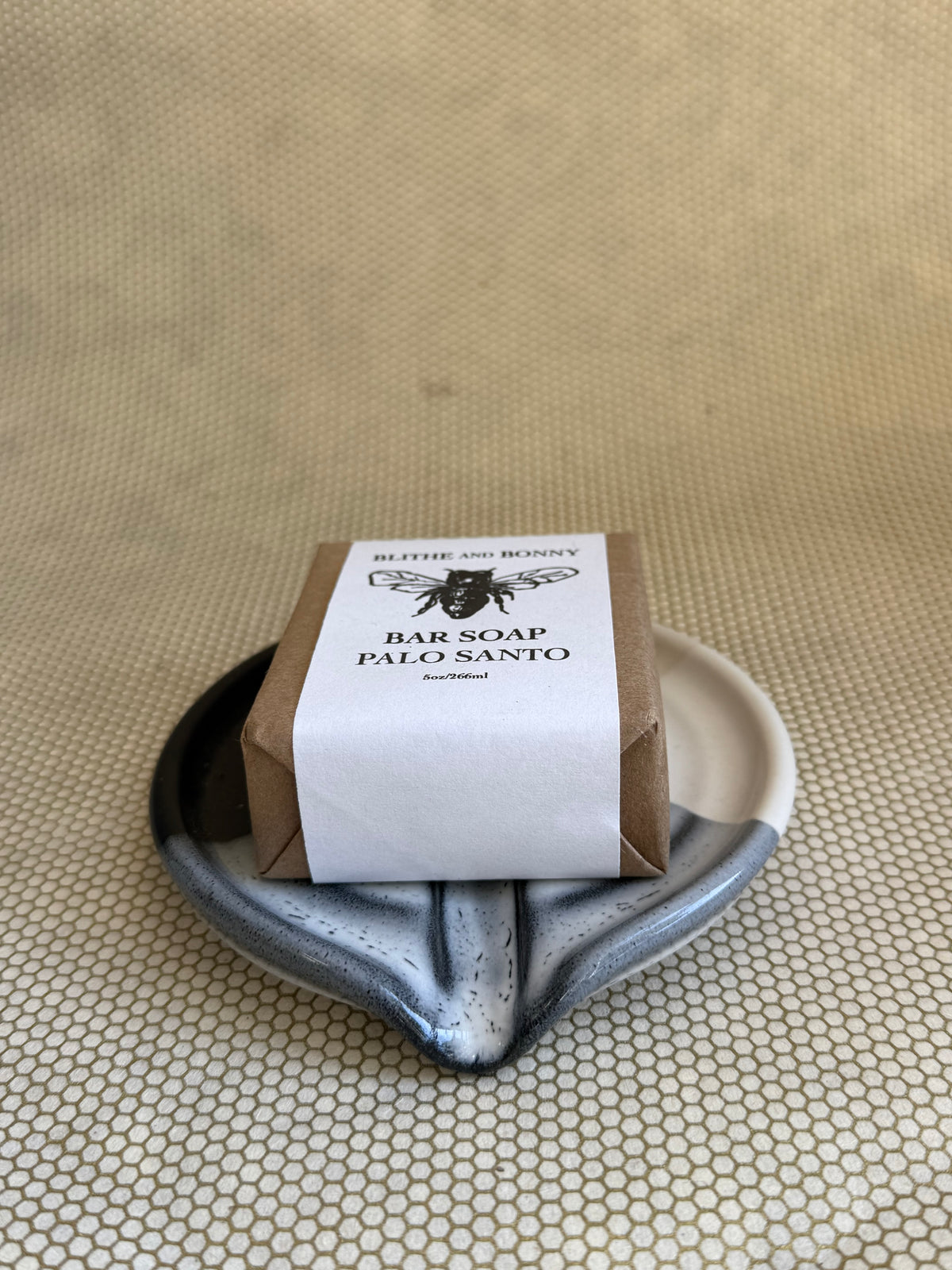 Fhar Ceramics - soap dish round