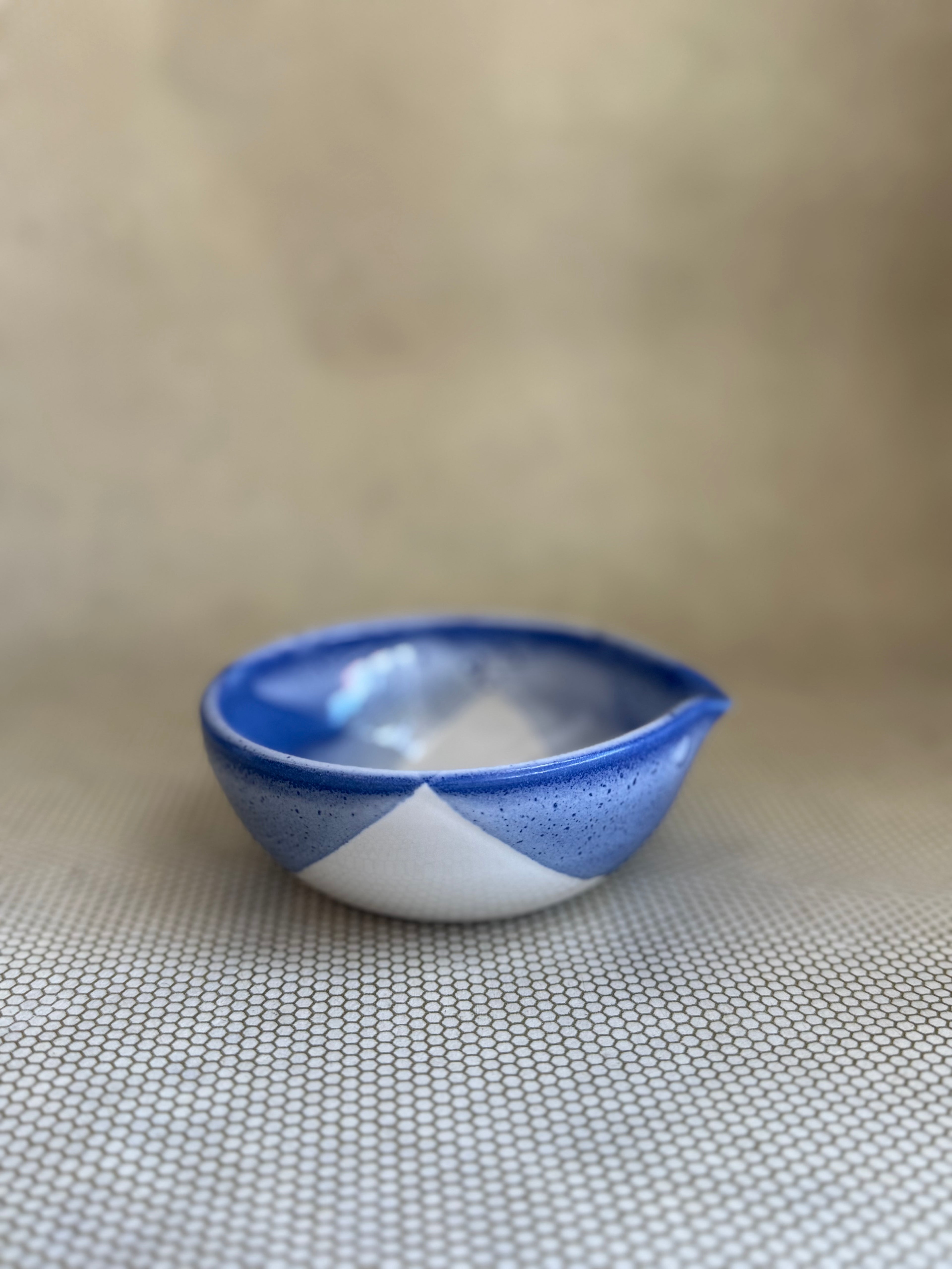 Fhar Ceramics - garlic grater dish