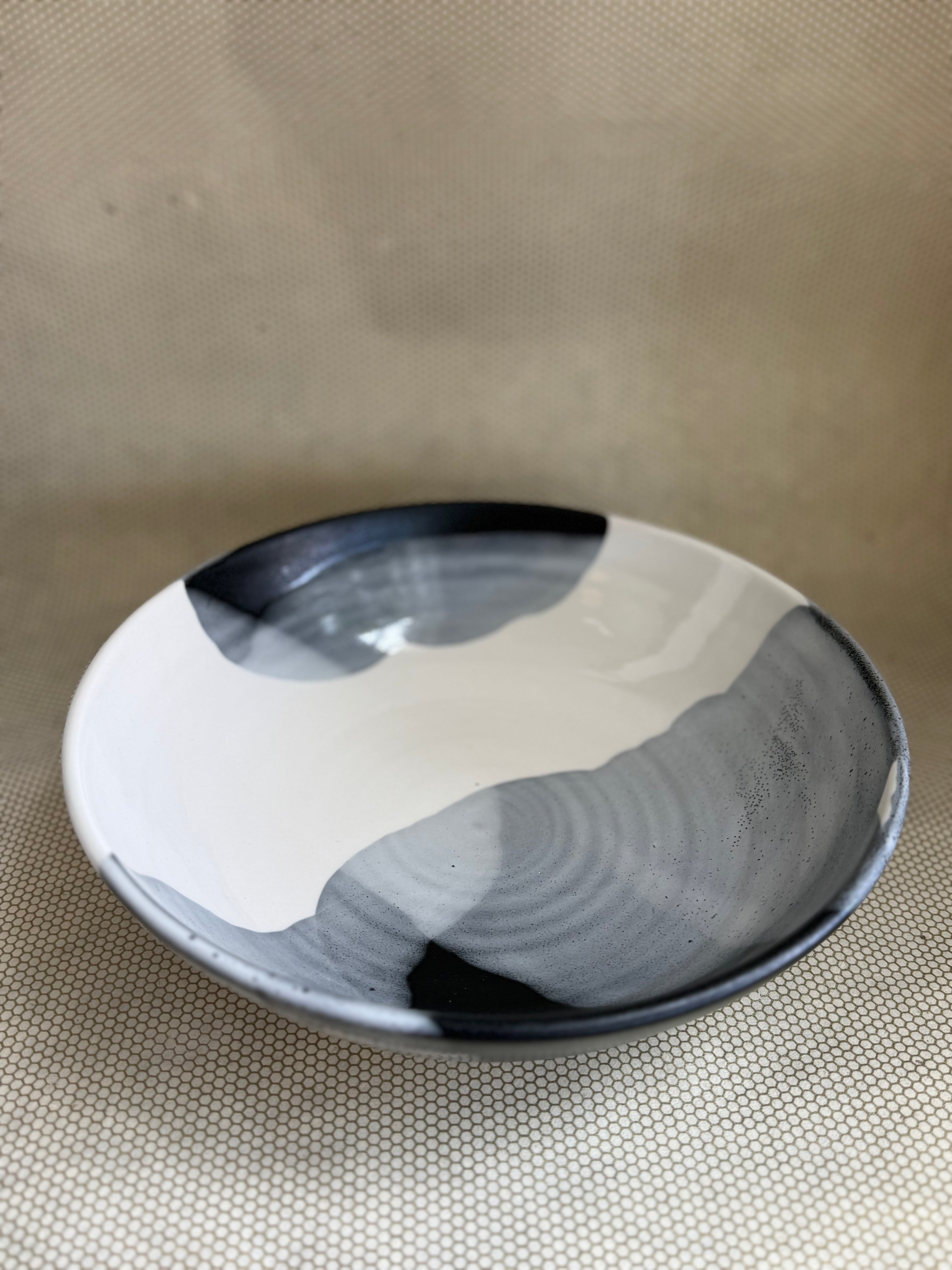 Fhar Ceramics - porcelain serving bowl black and white