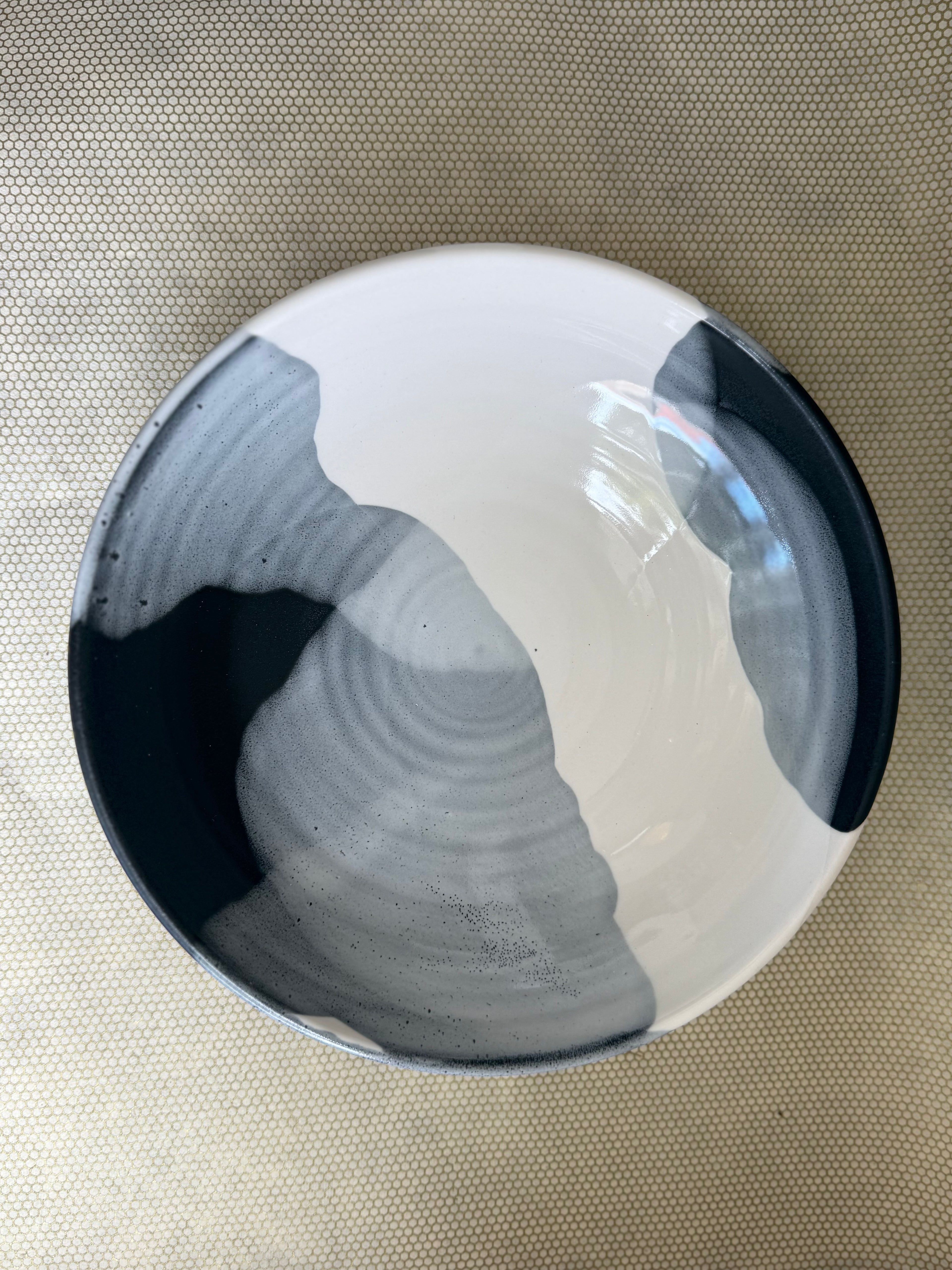 Fhar Ceramics - porcelain serving bowl black and white